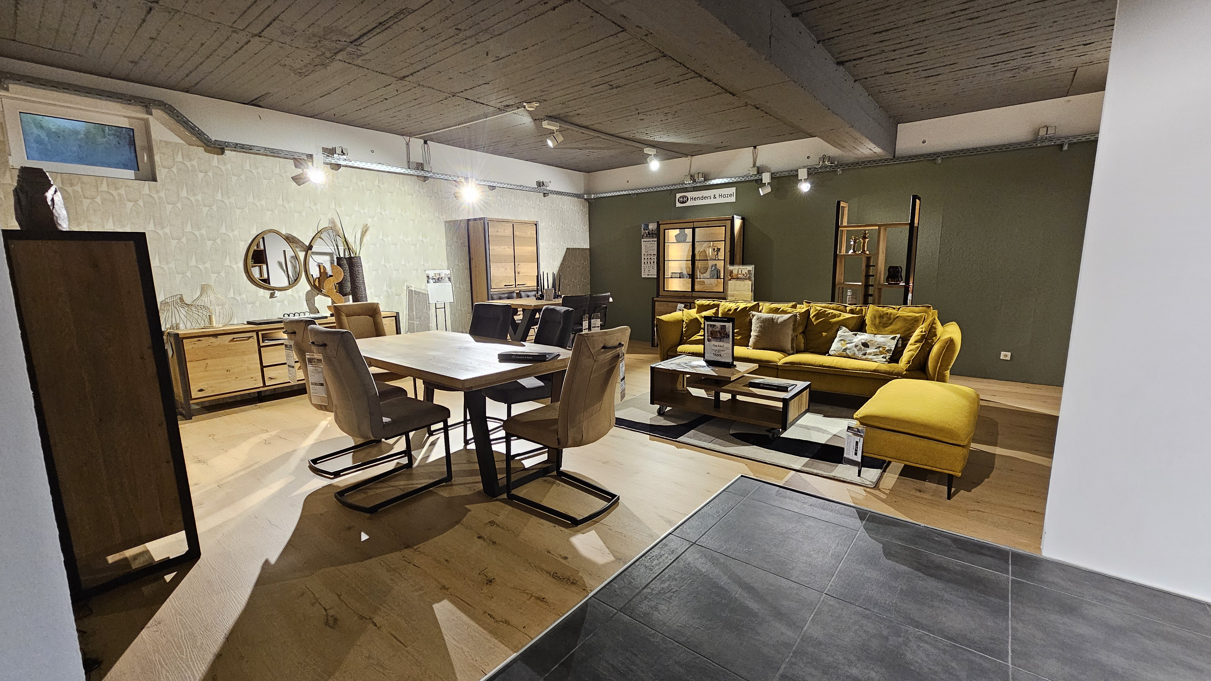 Möbel May Ausstellung