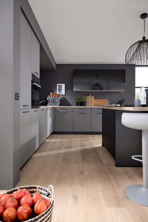 Prisma Küche moderner Klassiker dunkel grau