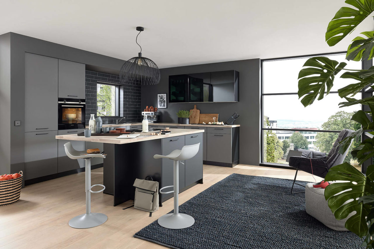 Prisma Küche moderner Klassiker dunkel grau